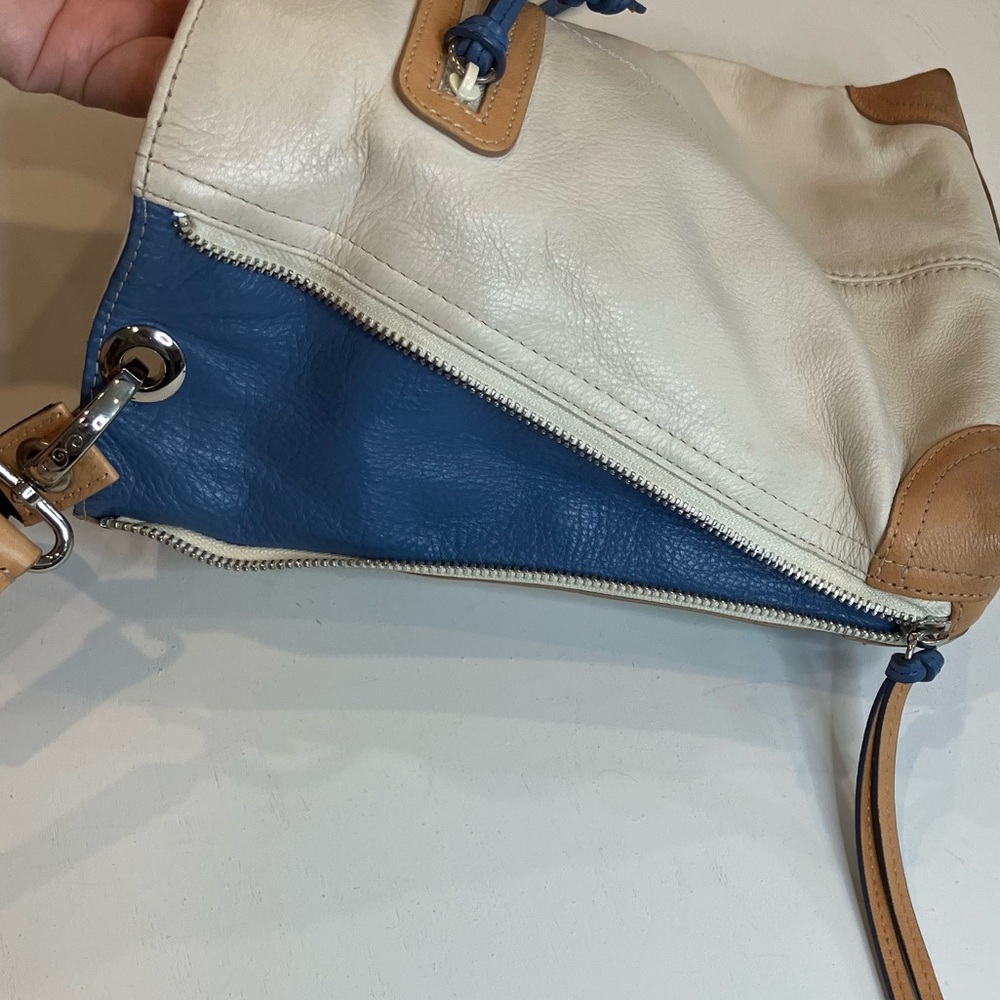 Brighton | California Dreaming Shoulder Crossbody Bag - Picture 8 of 17